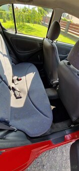 Toyota Yaris p1 2001 1.0 50kw - 9