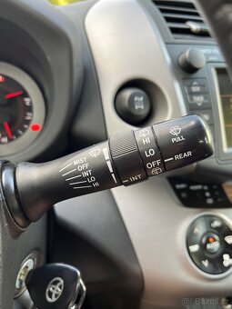Toyota RAV4 2.2 D-CAT 4WD - 9