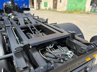 Daf LF 45.180 nosič kontejnerů 8t. - 9