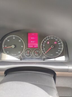 VW Touran 1,9TDI 77kw - 9