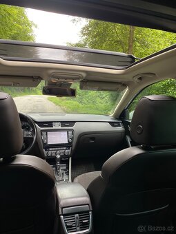 ŠKODA OCTAVIA LAURIN & KLEMENT 2015 DSG - 9