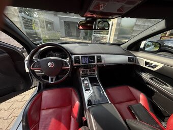 Jaguar XF 3.0 V6 S 275HP - 9