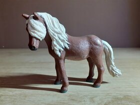 SCHLEICH aj.Koně SBĚRATELSKÉ FIGURKY 1 - 9