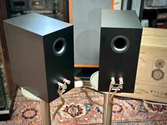 PHONAR VERITAS M2 STYLE (r.2022) skvělé, kompaktní regálovky - 9