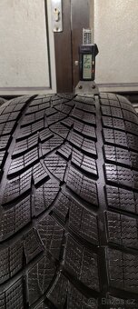 VOLVO XC 90,alu 20',zimní pneuGoodYear,Inscription - 9