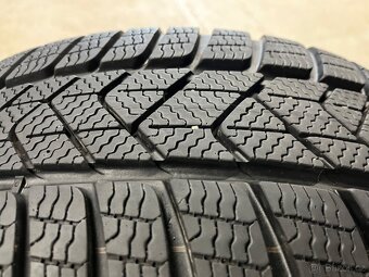 VW Golf IIV R18 Zánovní zimní sada - 9