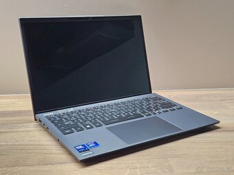 ULTRALEHKÉ MSI PRESTIGE 13 AI+ EVO_U7-258V_32GB_ARC 140 16GB - 9