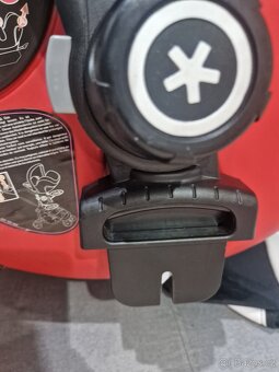 Autosedačka isofix se základnou - 9