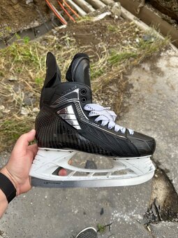 Brusle True Skates - 9