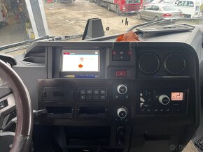 Volvo - 9