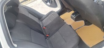 Octavia kombi 3 - 9