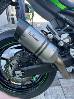 Kawasaki Z900 - 9