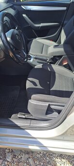 Škoda Octavia 1.6 TDI 85kW ČR AMBITION - 9