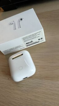 Apple AirPods 1 generace - 9