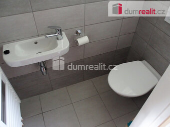 Pronájem, rodinný dům, 3+1, 80 m2, zahrada, garáž, sklep, U  - 9