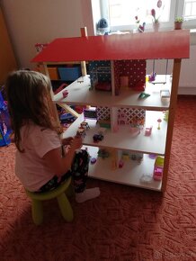 Domeček pro panenky, petshopaky - 9