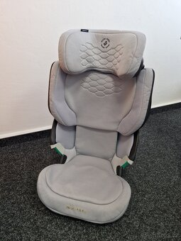Maxi-Cosi Kore Pro i-Size - Authentic Grey - 9