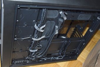 Fractal Design Torrent Black TG, nová, krabice + příslušenst - 9