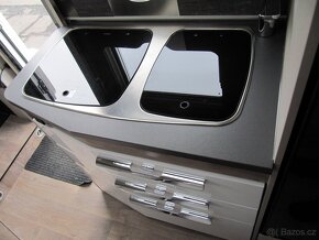 Prodám integrovaný obytný automobil Hymer EX 580,r.v.2021 - 9