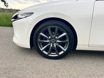 ► MAZDA 3 2.0i 90KW SPORTS G122 BOSE-LED-ACC-KAMERA - 9
