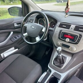Ford Kuga, 120KW,4X4,130T.KM,KRÁSNÁ,1.MAJ - 9