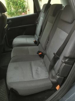 Ford C-Max r. 2004 - 9