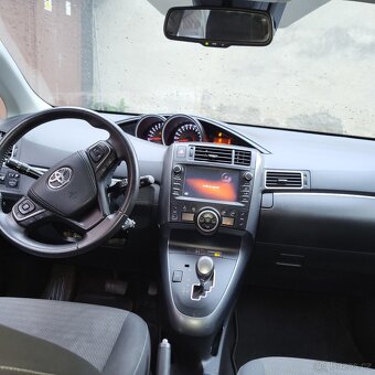 Toyota Verso 1,8 VVTi (VADA MOTORU) - 9