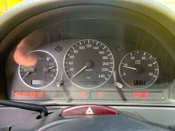 Mercedes Benz W163 ML 270CDI - 9