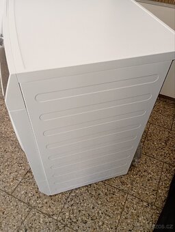 Sušička prádla s tepelným čerpadlem AEG - 9
