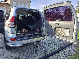 Toyota land Cruise 120 - 9