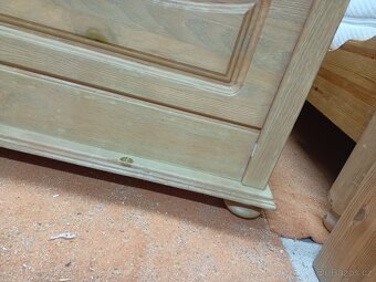 Prodám krásné letiště z masivu 180 x 200 cm - 9