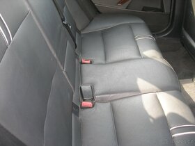 BMW X3,2.0 D,110kW,4x4,MANUÁL,NAVIGACE,XENONY,SERVISKA - 9