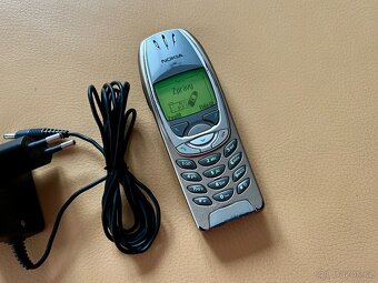 Nokia 6310 a Nokia 6310i - 9