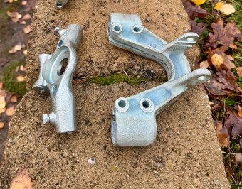 Jawa perak, Ogar 350 - podkova a držák - 9