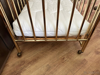Zlatá postýlka pro miminko - TOP stav - 9