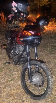 Harley Davidson-Dyna Wide Glide - 9