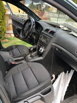 Veškeré díly Škoda octavia 2 1.6 FSI 85kw - 9
