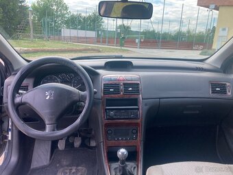 Peugeot 307 Hatchback r. 2006 Tažné zařízení - 9