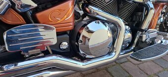 Honda VTX 1800C - 9