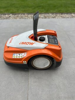 Robotická sekačka STIHL - 9
