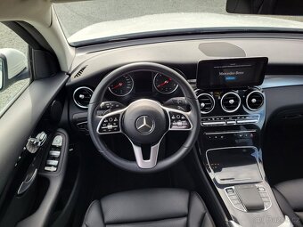 MERCEDES-BENZ GLC 400 d 4Matic - ČR - 1.majitel - 9