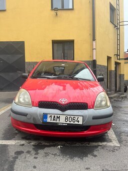 Toyota Yaris 1999 - 9