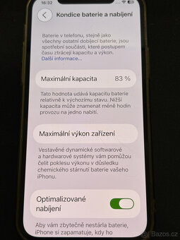 iPhone 12 64GB, Černý, Baterie 83%, 3 kryty - 9