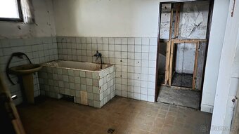 Prodej rodinného domu 4+1 v obci Rousměrov, okr. Žďár nad Sá - 9