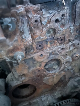 MOTOR+PŘEVOD - PACCAR - 9