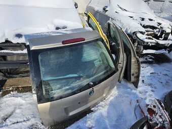 Díly různých značek škoda volsvagen opel ford mazda mercedes - 9