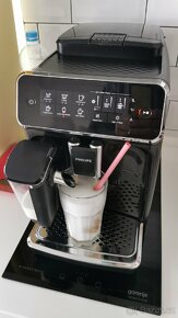 Philips EP3241/40 LatteGo plně automatický kávovar - 9