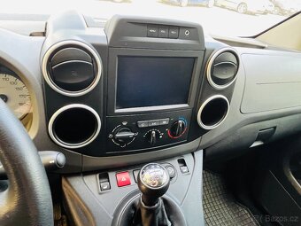 PEUGEOT PARTNER HDi 1.6 TEPEE PUVOD ČR 5 MÍST TAŽNÉ NAVIGACE - 9