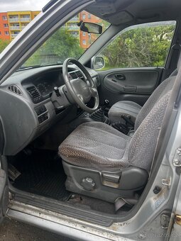 Suzuki grand Vitara 2.0td 4x4 - 9