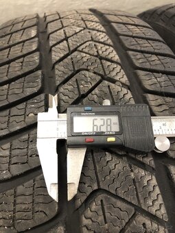 215/55 R17 - Pirelli Sottozero 3 - 9